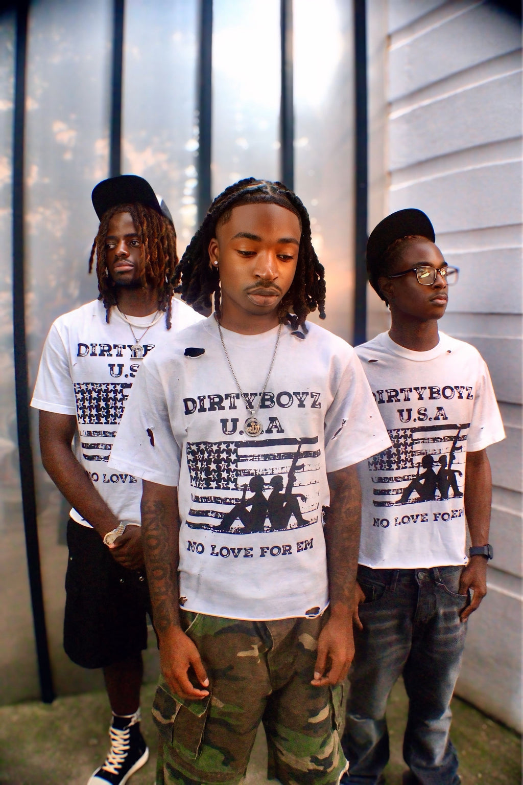 ‘NO LOVE FOR EM’ TEE